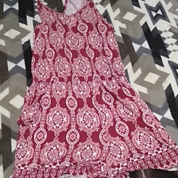 Romper - Picture 1 of 1